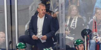 Eisbären-Trainer Serge Aubin muss auf Neuzugang Khodorenko verzichten.