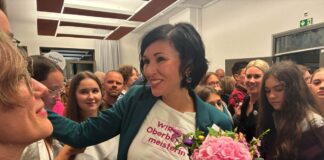Die parteilose Noosha Aubel ist die neue Oberbürgermeisterin in Potsdam (Archivbild). 