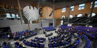 Die Berliner Staatsanwaltschaft hat Anklage erhoben gegen einen früheren SPD-Bundestagsabgeordneter wegen Betruges. (Symbolbild)