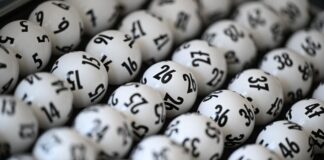 Die Gewinnwahrscheinlichkeit beim Eurojackpot liegt bei 1 zu 140 Millionen (Symbolbild).