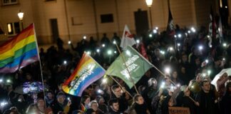 Bündnis ruft in Potsdam zu Protest gegen rechts auf Bereits vor einem Jahr demonstrierten einige Hundert Menschen in Potsdam gegen rechts. Auslöser war das Schlagzeilen machende Treffen rechter und rechtsradikaler Kreise in einer Villa in der Stadt am 25. November 2023. (Archivbild)