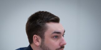 Brandenburgs SPD-Generalsekretär Kurt Fischer äußert sich zum Ausgang der Krisensitzung der BSW-Landtagsfraktion (Archivbild).