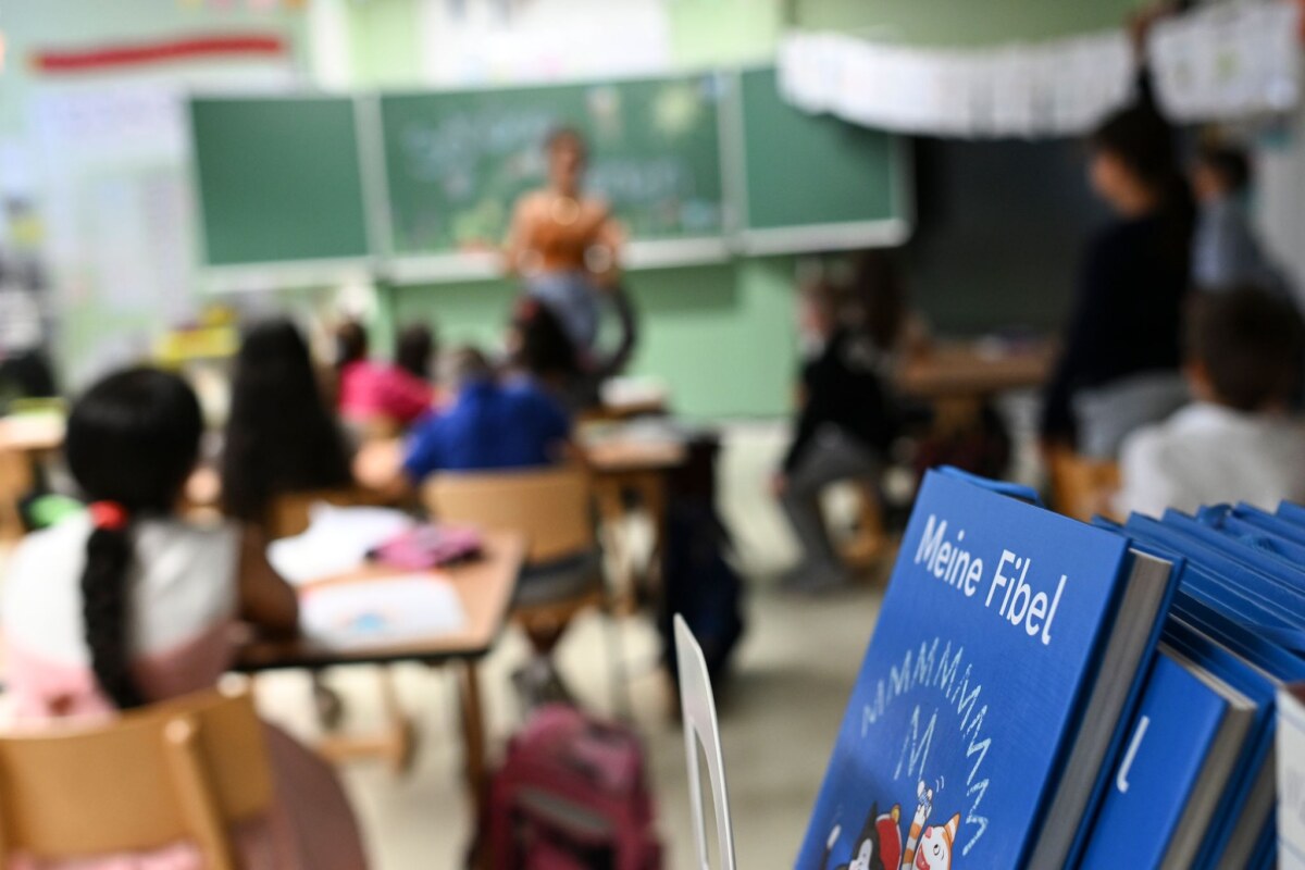 Klassenzimmer Lehrkräfte in Berlin bekommen feste Ansprechpartner im Fall von Diskriminierung. (Foto - Illustration)