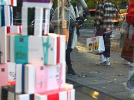 Am Black Friday schlagen viele Kunden zu (Symbolbild).