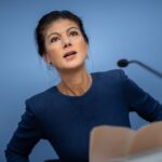 BSW-Krise in Brandenburg – Wagenknecht setzt auf Gespräche BSW-Gründerin Sahra Wagenknecht sieht Chancen für eine Verständigung in Potsdam. (Archivbild)