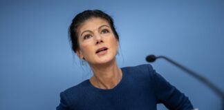 BSW-Gründerin Sahra Wagenknecht sieht Chancen für eine Verständigung in Potsdam. (Archivbild)