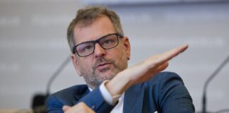 Werner Graf ist seit 2021 im Berliner Abgeordnetenhaus und seit 2022 Co-Vorsitzender der Grünen-Fraktion. (Archiv)