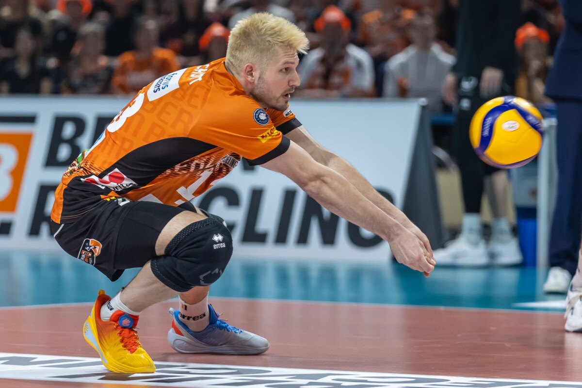 Ruben Schott Schott und die Volleys setzten sich ohne Probleme durch. (Archivbild)