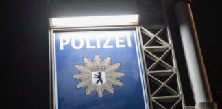 Anschlag geplant? Tatverdächtigen-Handy wird untersucht Die Ermittlungen gegen einen 22-jährigen Syrer, der einen Anschlag geplant haben soll, gehen weiter.