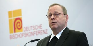 Bischof Bätzing macht sich Sorgen über die Vertrauenskrise in der Gesellschaft. (Archivbild)