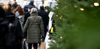 Handelsverband hofft auf «stabiles» Weihnachtsgeschäft Die Konsumlaune in Deutschland ist derzeit schlecht - der Handelsverband Berlin-Brandenburg hofft aber auf ein «stabiles» Weihnachtsgeschäft. (Archivbild)