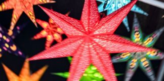 Nach dem Totensonntag läuten die Kirchen die Adventszeit ein. (Symbolbild)