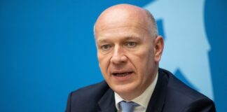 Die Regierung arbeite zu wenig an den Problemen im Land, meint Berlins Regierender Bürgermeister Kai Wegner. (Archivfoto)