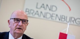 Woidke hofft noch auf Einigkeit in der Koalition Brandenburgs Ministerpräsident Dietmar Woidke (SPD) sieht noch Chancen für eine Lösung angesichts der Bedenken des BSW gegen zwei Medienstaatsverträge.