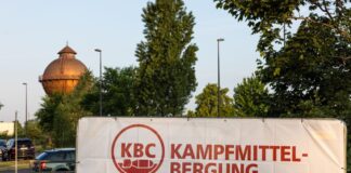 Wieder müssen die Spezialisten für Kampfmittelbergung eine Bombe auf dem Gelände der Deutschen Bahn in Cottbus entschärfen. (Archivbild)