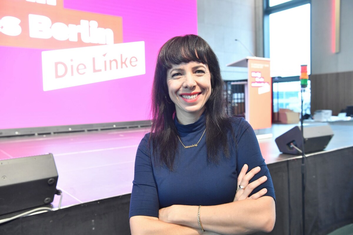 Landesparteitag der Berliner Linke Beim Parteitag wurde Spitzenkandidatin Elif Eralp per Akklamation gekürt.