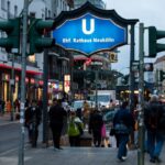 Angriff auf Leiter deutsch-arabischer Schule in Neukölln Die Polizei ermittelt nach einer Anzeige zu dem Vorfall am U-Bahnhof Rathaus Neukölln. (Symbolbild)