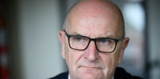 Woidke: Koalition steht – BSW soll Diskussion zügig beenden Brandenburgs Ministerpräsident Dietmar Woidke (SPD) äußert sich zum Koalitionskonflikt mit dem BSW. (Archivbild)