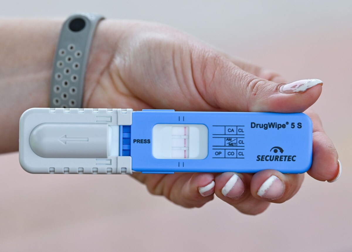 Drgenschnelltest Die Polizei nutzt bei Verkehrskontrollen Drogenschnelltests. (Symbolbild)