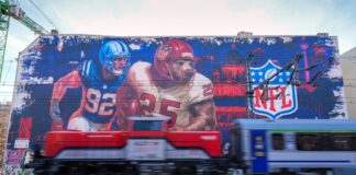 NFL-Spiel: Wann das Stadion öffnet und ob es Parkplätze gibt 1000 Quadratmeter groß: Mitten in Berlin prangt ein NFL-Wandbild.