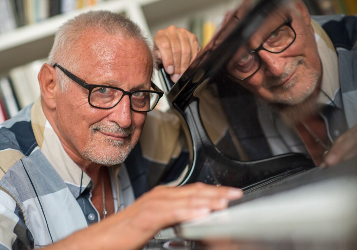 Konstantin Wecker Konstantin Wecker tritt im November nicht mehr auf: Wegen einer Erkrankung wurden mehrere Konzerte abgesagt. (Archivbild)