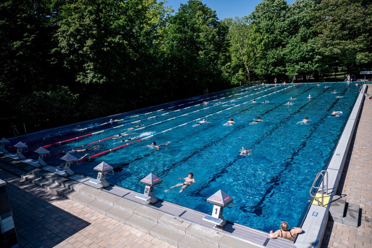 Berliner Freibäder Alle Berliner Freibäder sollen im nächsten Sommer wieder auf mindestens 22 Grad geheizt werden.