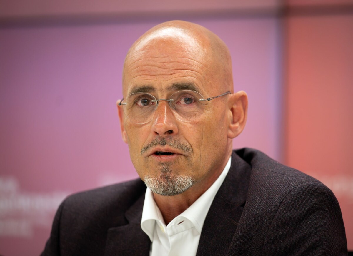 Brandenburgs BSW-Landtagsfraktionschef Lüders Brandenburgs BSW-Fraktionschef Niels-Olaf Lüders verteidigt die Bedenken gegen zwei Medienstaatsverträge. (Archivbild)