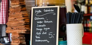 Viele Weihnachtsmärkte öffnen in Berlin am 24. November – an einigen Orten kann man aber schon Punsch und Co. trinken. (Archivbild)