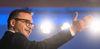 Brandenburgs CDU-Chef Redmann mit Dämpfer wiedergewählt Brandenburgs CDU-Landeschef Jan Redmann ist im Amt bestätigt worden.