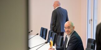 Gegen den BSW-Fraktionsvorsitzenden im Landtag von Brandenburg, Niels-Olaf Lüders, wurde ein Misstrauensantrag gestellt.