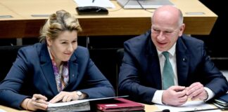 Das Berliner Abgeordnetenhaus beriet in Anwesenheit des Regierenden Bürgermeisters Kai Wegner (CDU) über Milliarden aus dem Sondervermögen des Bundes.