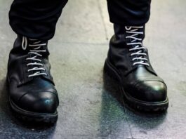 In Brandenburg gab es zwischen Juli und September weniger rechtsextremistische Straftaten. (Symbolbild)