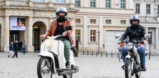 Simsons sollen weiter mit Tempo 60 knattern können Die Fraktionen von SPD, BSW und CDU wollen die Zulassung reimportierter Simson-Mopeds erleichtern. Auch die AfD bringt einen Antrag dazu ein.