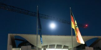 Kanzler sieht Stahlindustrie in «existenzbedrohender Krise» Beim «Stahlgipfel» im Kanzleramt ging es um die Zukunft der Stahlindustrie in Deutschland.