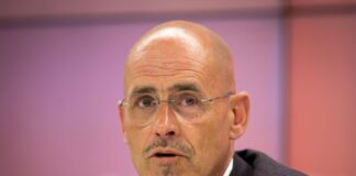 BSW will mehrheitlich gegen Medienstaatsverträge stimmen Brandenburgs BSW-Fraktionschef Niels-Olaf Lüders verteidigt die Bedenken gegen zwei Medienstaatsverträge. (Archivbild)