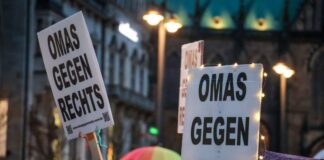 Die Initiative Omas gegen Rechts wird gleich in zwei Bundesländern geehrt - gemeinsam mit einem Musikprojekt in Dresden. (Archivbild)