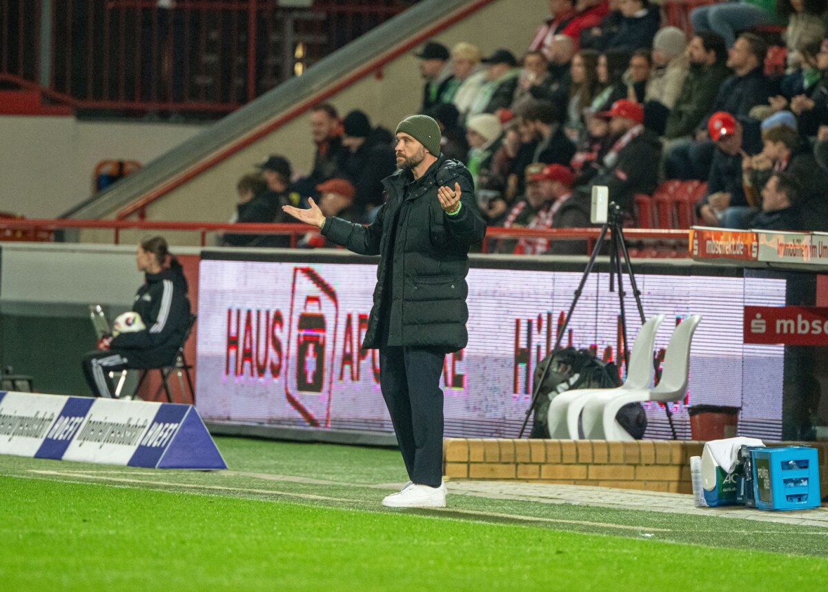 1. FC Union Berlin - VfL Wolfsburg Union Berlins Trainer Stephan Lerch muss lange auf seine Spielerin Korina Janez verzichten. (Archivbild)