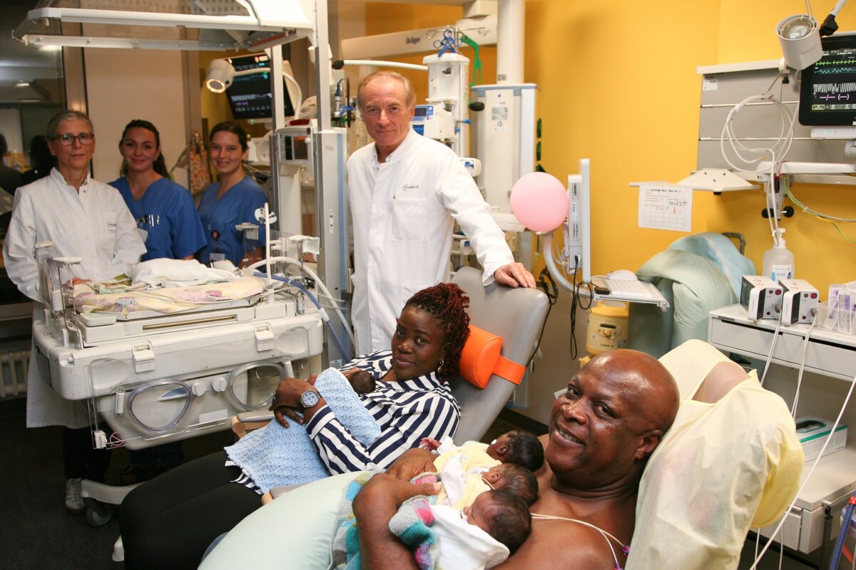 Fünflinge in Berlin geboren Ende September sind Fünflinge an der Berliner Charité auf Welt gekommen.