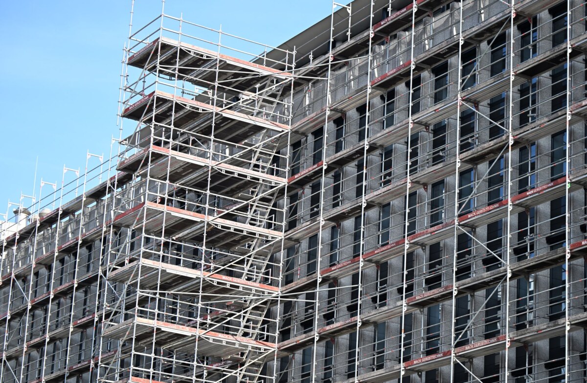 Bauwirtschaft Wirtschaftsbau boomt im Osten aber der öffentliche Bau schwächelt. (Archivbild)