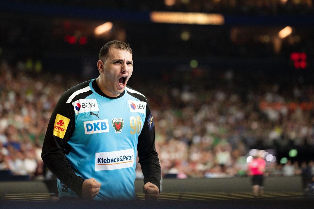 Füchse-Keeper Dejan Milosavljev Der Serbe verlässt die Füchse. (Archivbild)