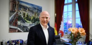 Wegner ruft zu Optimismus und Zusammenhalt im neuen Jahr auf Berlins Regierender Bürgermeister Kai Wegner (CDU) hat sein Büro im Roten Rathaus. (Archivbild)
