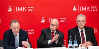 Für den Gastgeber, Bremens langjährigen Innensenator Ulrich Mäurer (SPD), war es die letzte Innenministerkonferenz.