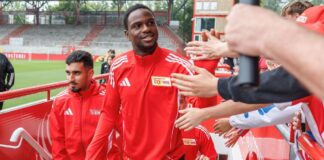 Unions Livan Burcu wird wie Rapper Haftbefehl gerufen Burcu (l.) gibt bei Union musikalisch den Ton an. (Archivbild)