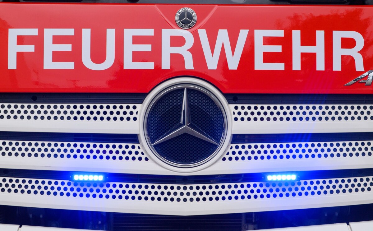 Feuerwehr Magdeburg Eine obdachlose Person wurde nach dem Brand entdeckt. (Symbolbild)