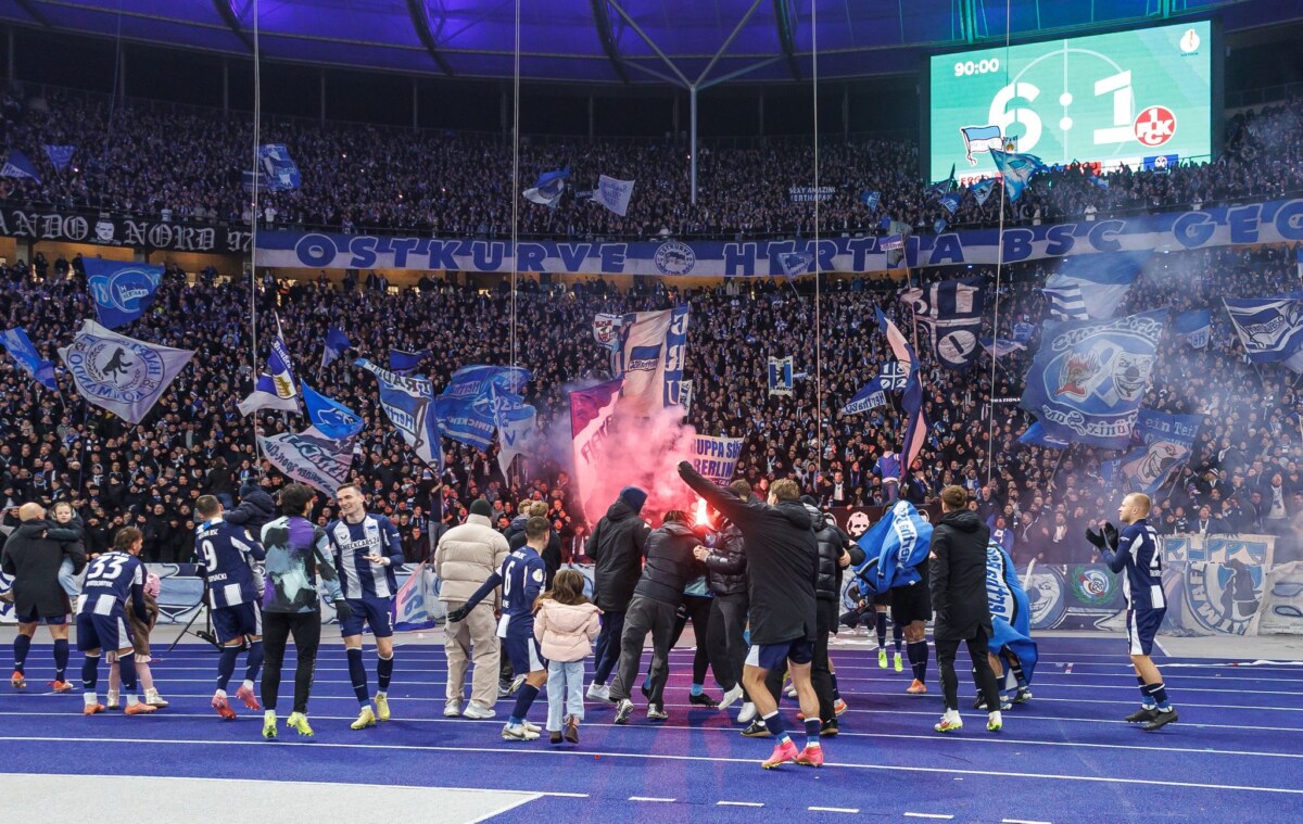 Hertha BSC - 1. FC Kaiserslautern Die Berliner wollen auch nach dem Viertelfinale wieder mit ihren Fans jubeln. (Archivbild)