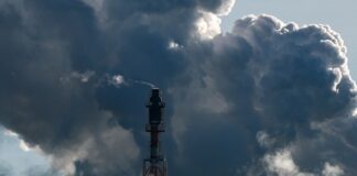 «Die Hütte brennt» – Chemiegipfel fordert Krisenfahrplan Der Steamcracker des Chemiekonzerns Dow Chemical in Böhlen gilt als zentrale Anlage der chemischen Wertschöpfungskette in Ostdeutschland.