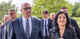 Woidke sieht Energiewende wegen Stromkosten in Gefahr Brandenburgs Ministerpräsident Dietmar Woidke (SPD) erhofft sich von der Bundesregierung mehr Anstrengungen zur Senkung der Stromkosten (Archivbild).