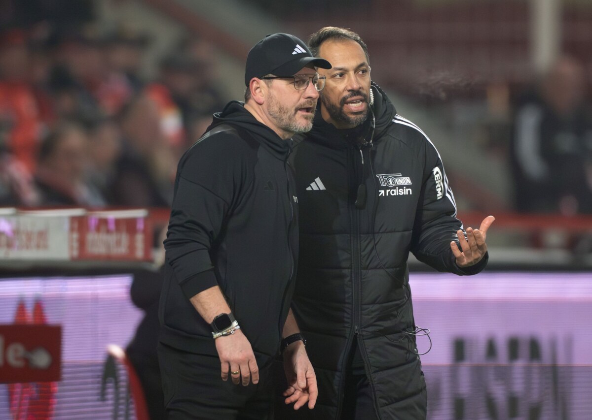 1. FC Union Berlin - RB Leipzig Trainer Steffen Baumgart (l, 1. FC Union Berlin) durfte endlich wieder Stürmertore bejubeln.
