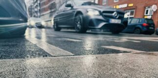 Glätte in Berlin und Brandenburg sorgt für viele Unfälle In Berlin gab es vermehrt Verkehrsunfälle wegen Glätte.