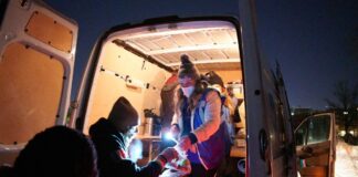 Kältebus abgebrannt – Obdachlosen-Versorgung eingeschränkt Die Stadtmission hatte in Berlin drei Kältebusse, die wohnungslosen Menschen helfen - nun ist einer völlig ausgebrannt, ein zweiter muss repariert werden. (Archivbild)